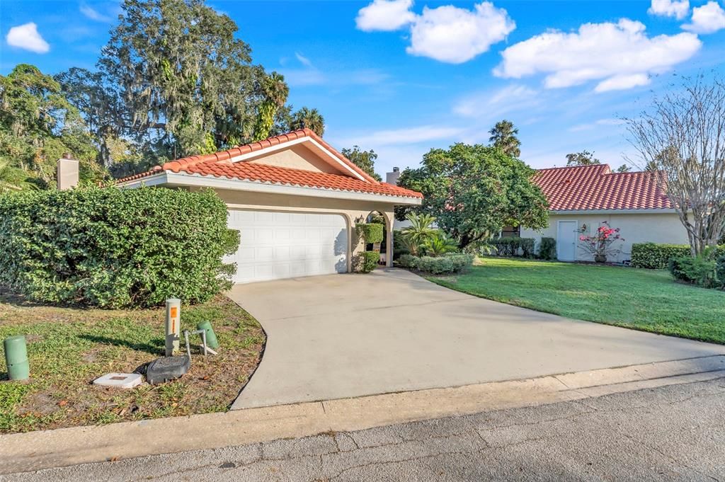 For Sale: $475,000 (3 beds, 2 baths, 1954 Square Feet)