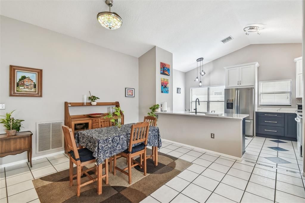 For Sale: $475,000 (3 beds, 2 baths, 1388 Square Feet)