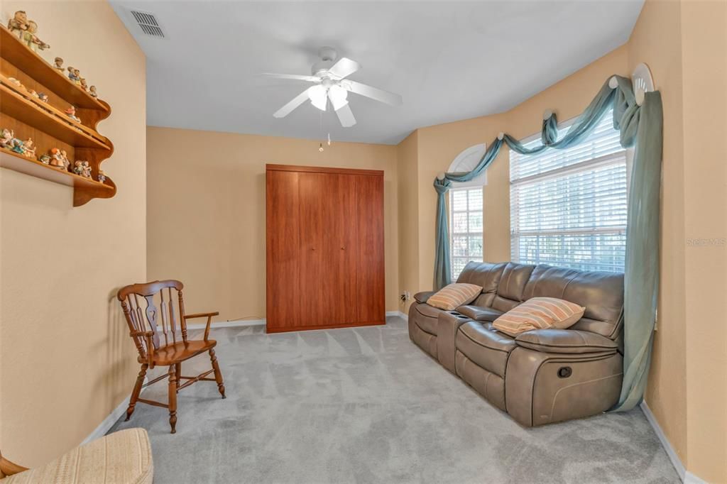 For Sale: $359,000 (2 beds, 2 baths, 1661 Square Feet)