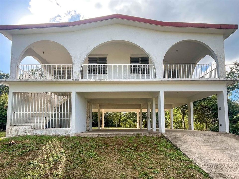 Recently Sold: $275,000 (3 beds, 2 baths, 1364 Square Feet)