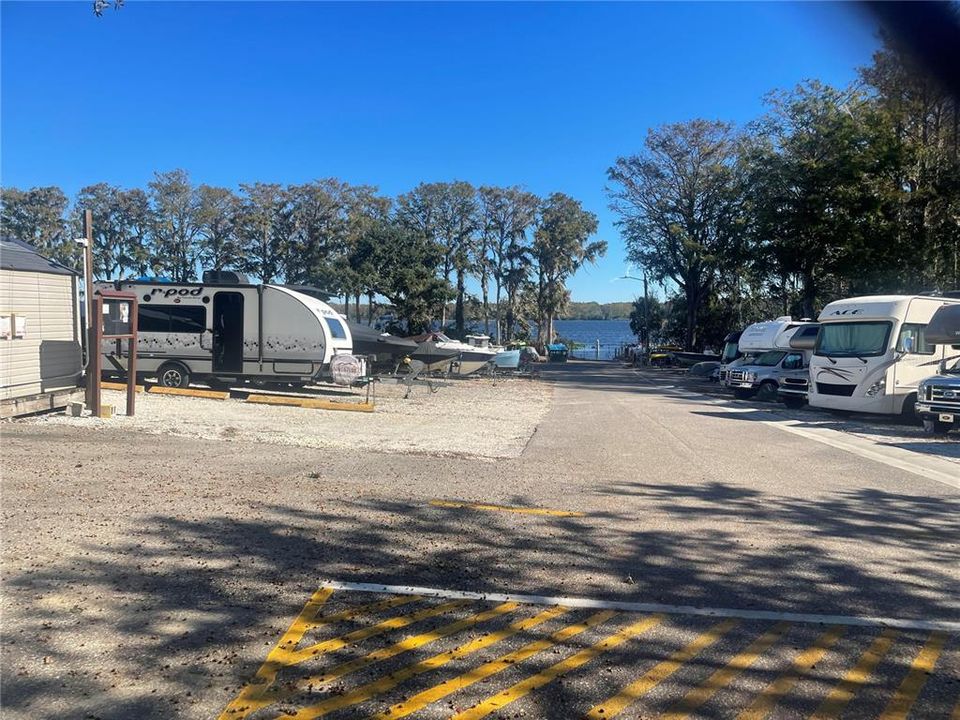 Highland Lakes RV * Boat Park