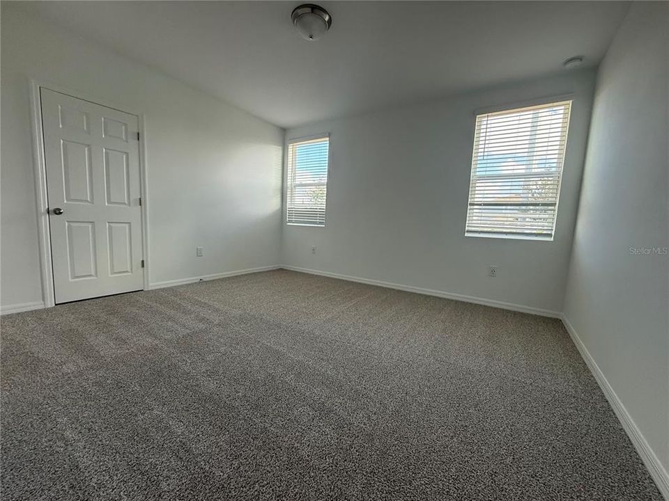 For Rent: $2,400 (3 beds, 2 baths, 1695 Square Feet)