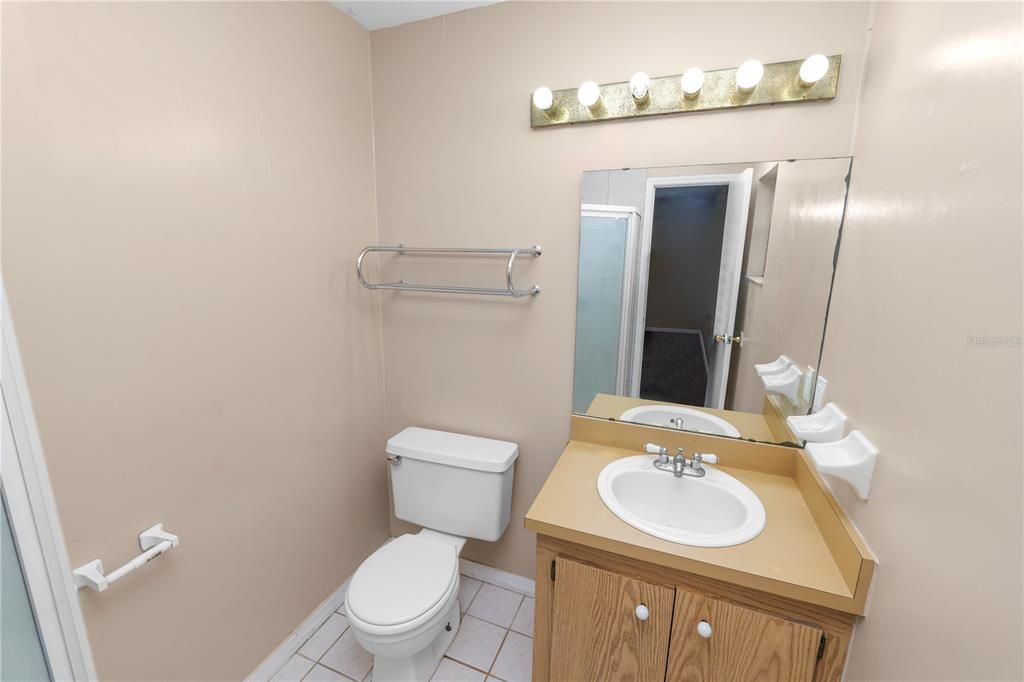 For Sale: $249,000 (3 beds, 2 baths, 1316 Square Feet)