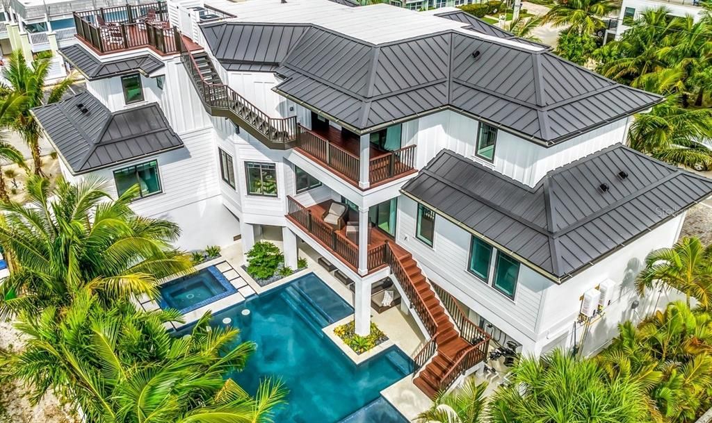 For Sale: $10,000,000 (9 beds, 9 baths, 3994 Square Feet)