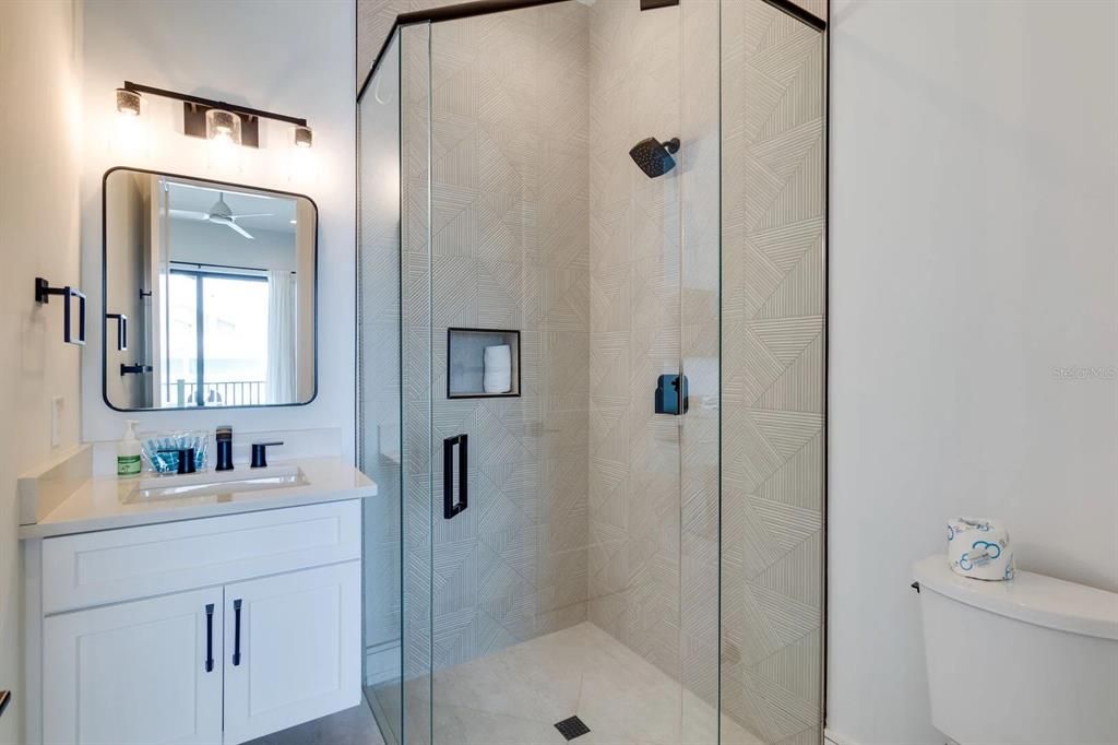 For Sale: $10,000,000 (9 beds, 9 baths, 3994 Square Feet)