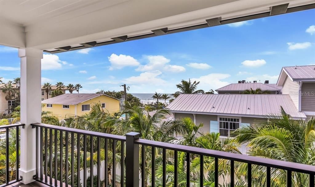 For Sale: $10,000,000 (9 beds, 9 baths, 3994 Square Feet)