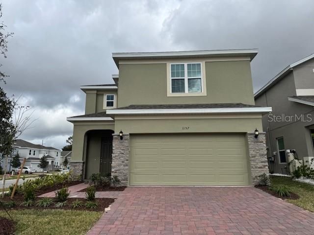 Recently Sold: $431,715 (4 beds, 2 baths, 2536 Square Feet)