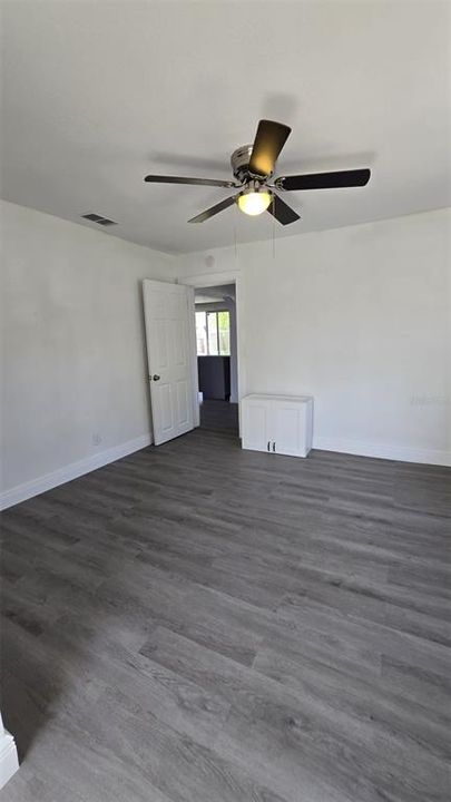 For Sale: $234,900 (2 beds, 2 baths, 840 Square Feet)