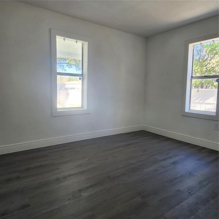 For Sale: $234,900 (2 beds, 2 baths, 840 Square Feet)