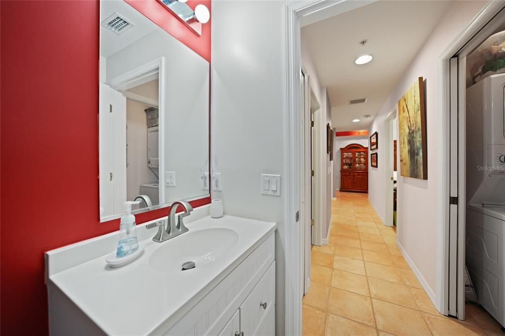 For Sale: $275,000 (2 beds, 2 baths, 1351 Square Feet)