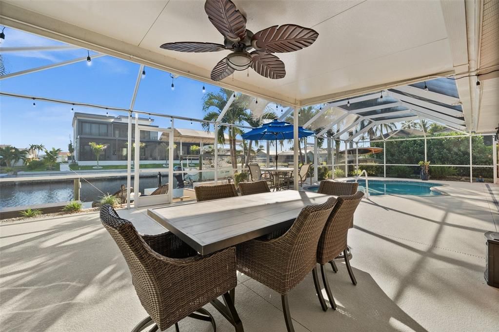 Enjoy breakfast under the lanai.