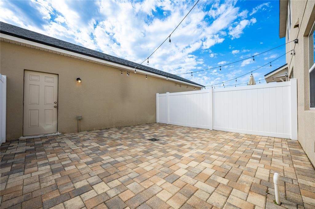 Courtyard patio