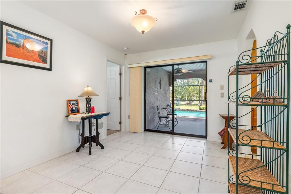 For Sale: $345,000 (4 beds, 2 baths, 1755 Square Feet)