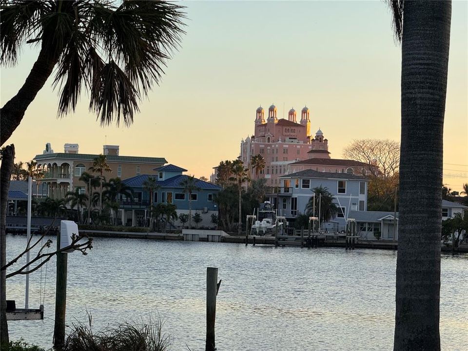 FRONT STREET VIEW HOUSE