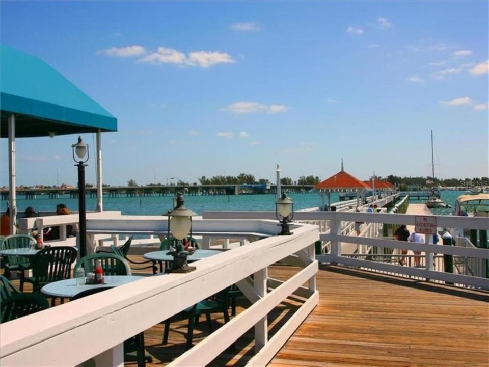 Bridge Street Pier