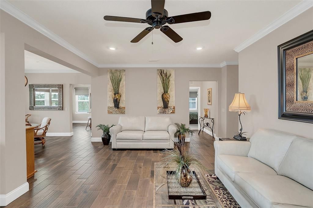 LIVING ROOM - DINING ROOM TO THE LEFT