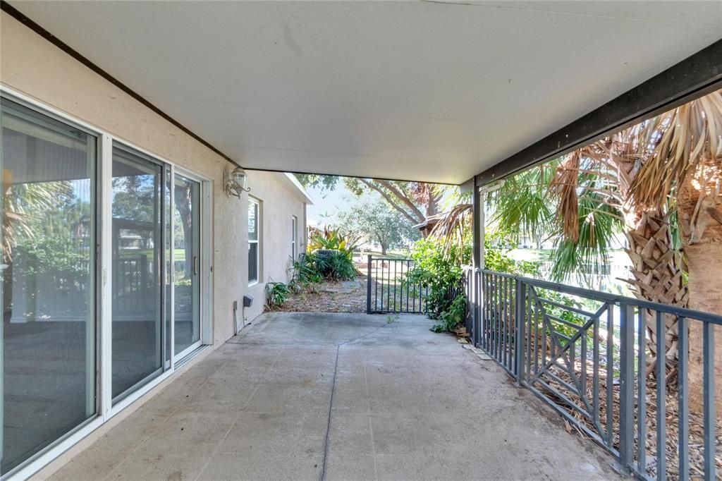 For Sale: $330,000 (4 beds, 2 baths, 1917 Square Feet)