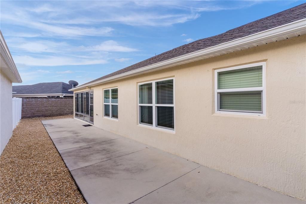 For Sale: $412,500 (3 beds, 2 baths, 1671 Square Feet)