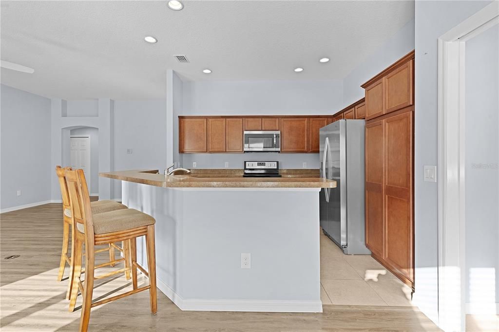 For Sale: $412,500 (3 beds, 2 baths, 1671 Square Feet)