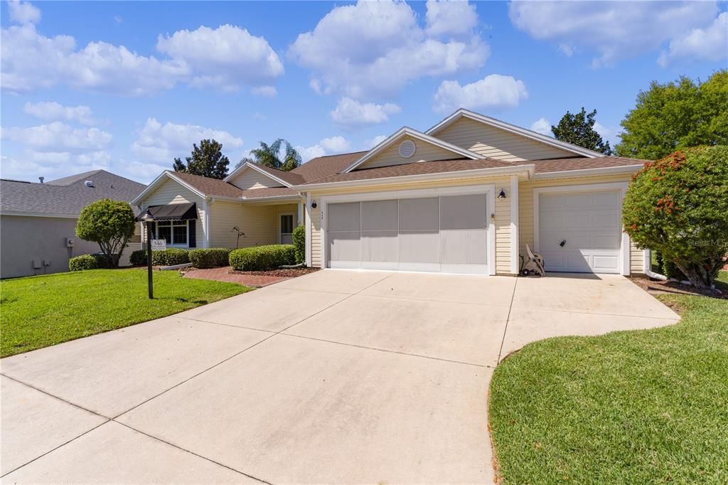 For Sale: $475,000 (3 beds, 2 baths, 1875 Square Feet)