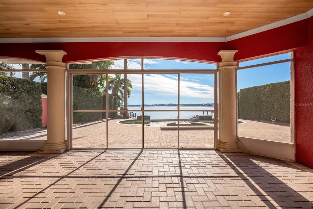 Screened Patio