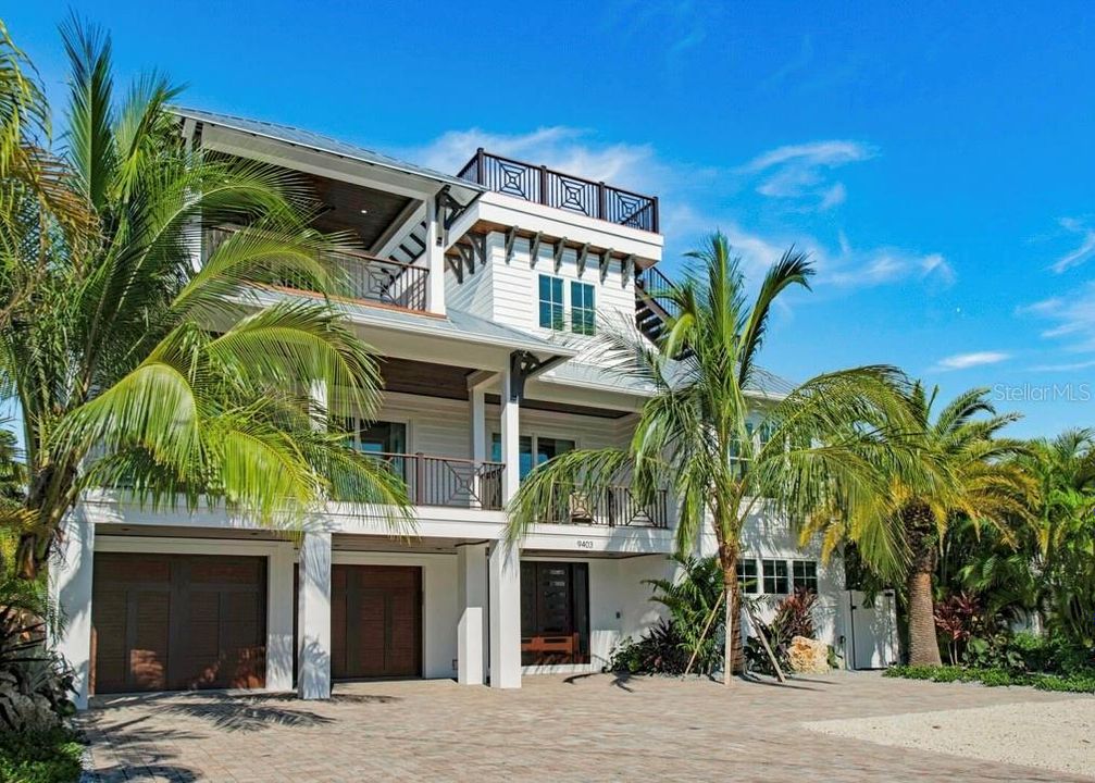 For Sale: $8,000,000 (9 beds, 8 baths, 3983 Square Feet)