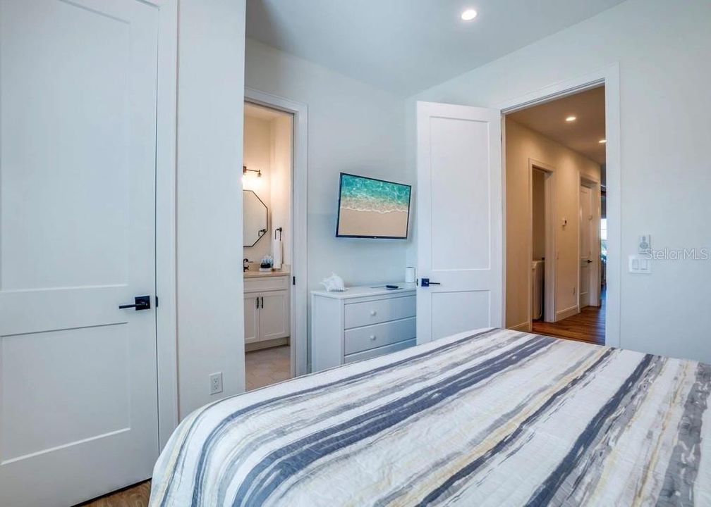 For Sale: $8,000,000 (9 beds, 8 baths, 3983 Square Feet)