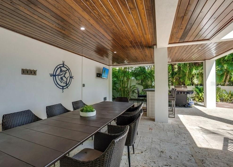 For Sale: $8,000,000 (9 beds, 8 baths, 3983 Square Feet)