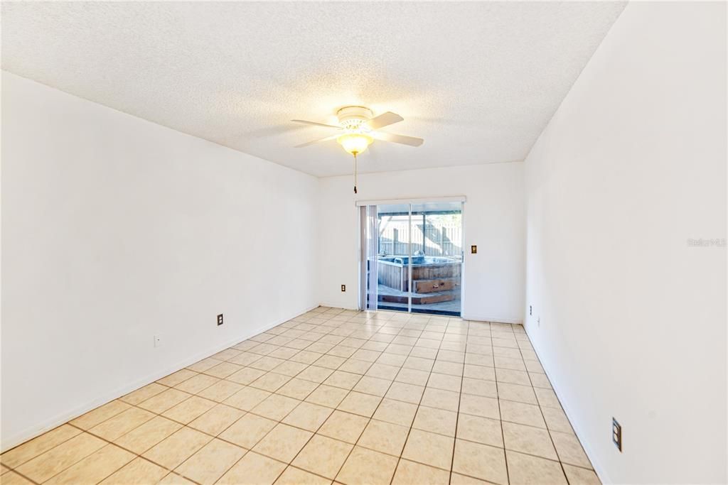 For Sale: $339,990 (3 beds, 2 baths, 1643 Square Feet)