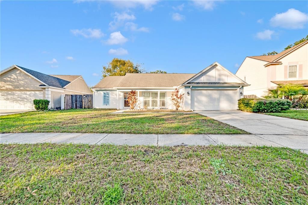 For Sale: $339,990 (3 beds, 2 baths, 1643 Square Feet)