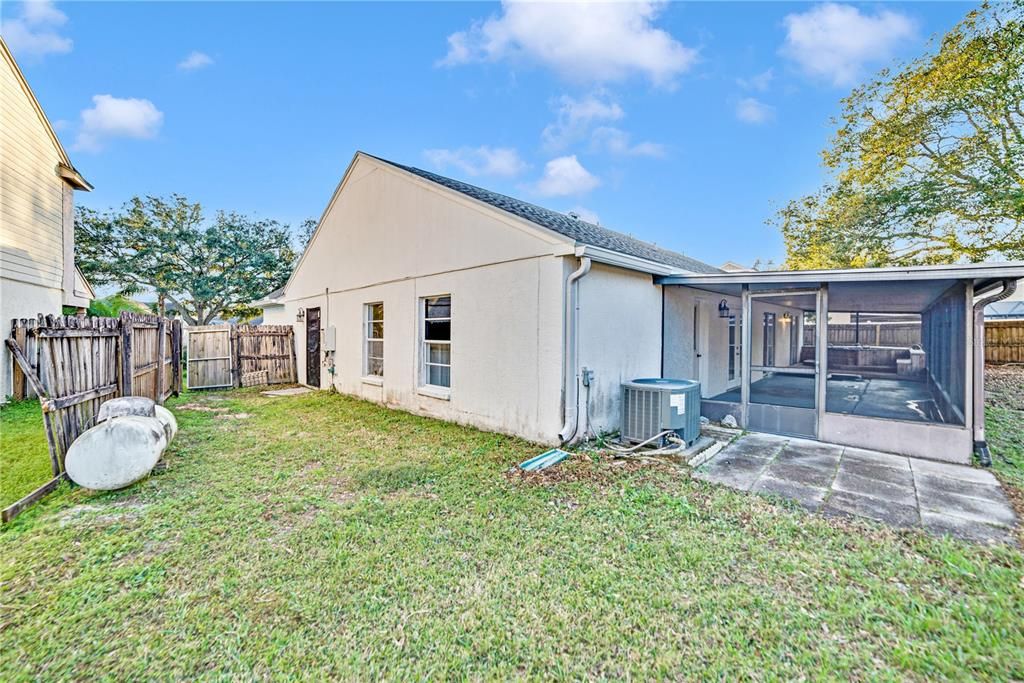 For Sale: $339,990 (3 beds, 2 baths, 1643 Square Feet)