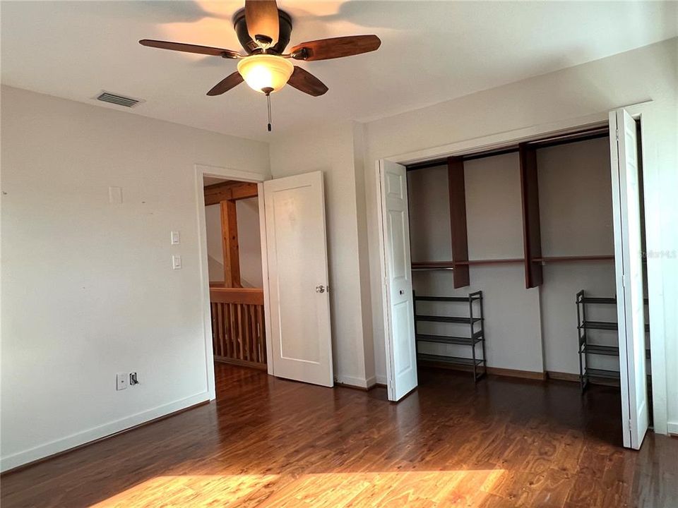 Active With Contract: $2,600 (2 beds, 2 baths, 1249 Square Feet)