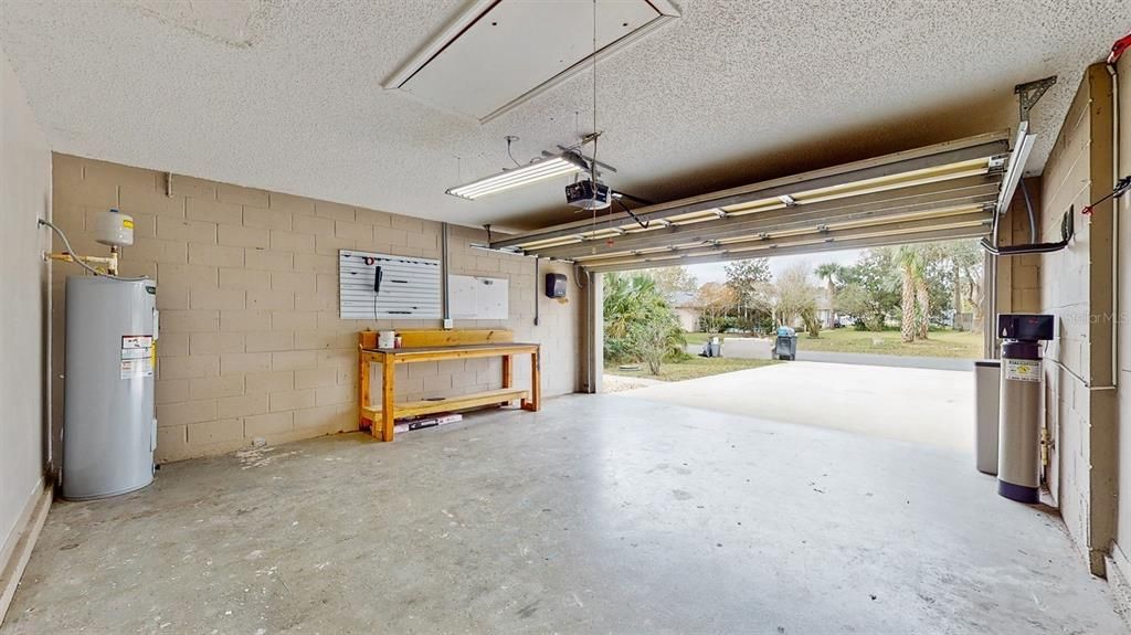 GARAGE INTERIOR