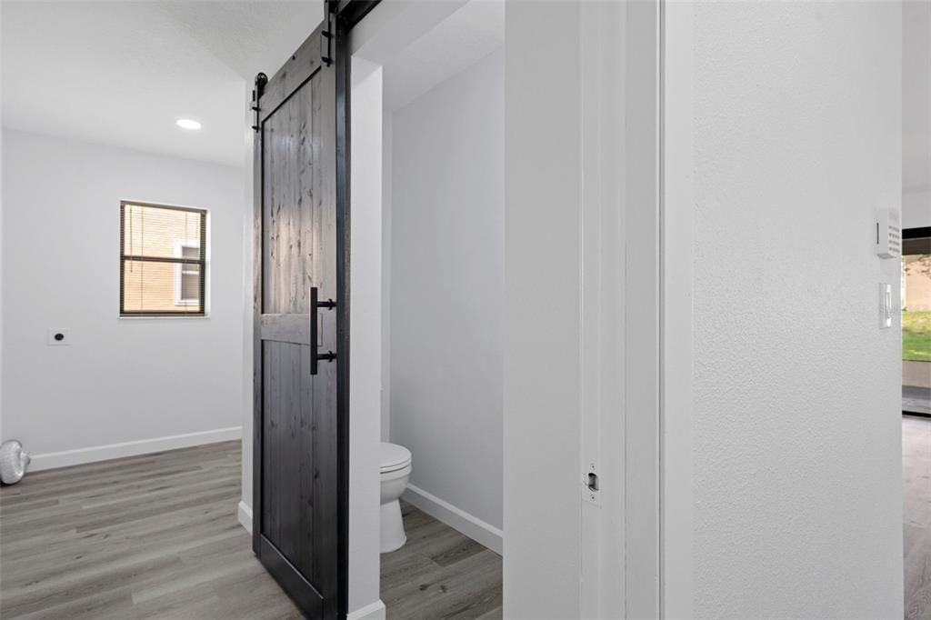 For Sale: $379,900 (3 beds, 2 baths, 2101 Square Feet)