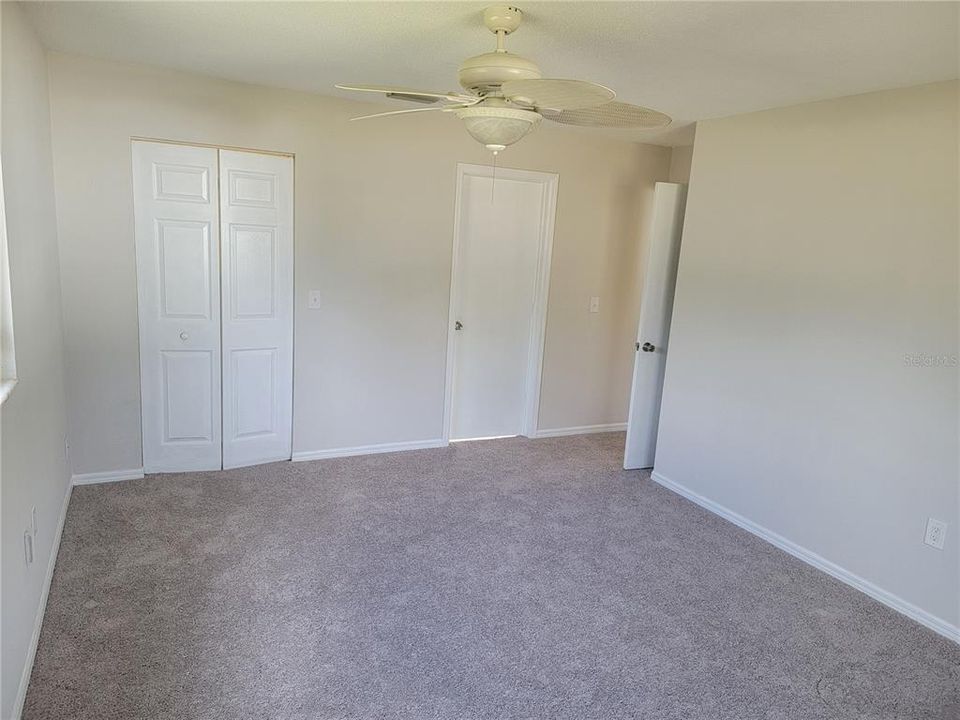 For Sale: $299,900 (2 beds, 2 baths, 1176 Square Feet)