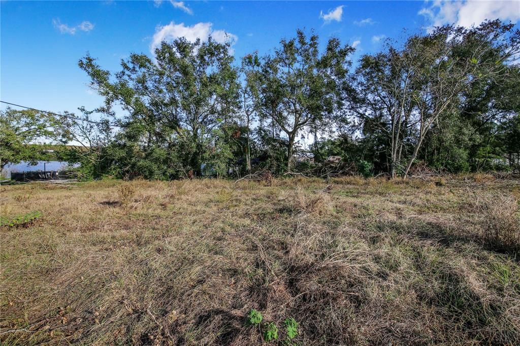 На продажу: $140,000 (0.23 acres)