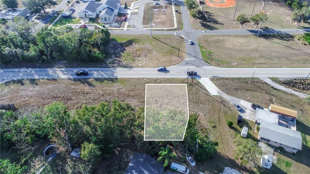 На продажу: $140,000 (0.23 acres)