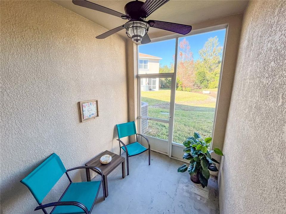 For Sale: $294,500 (2 beds, 2 baths, 1660 Square Feet)