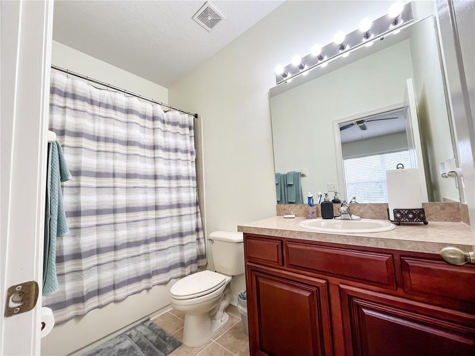 For Sale: $294,500 (2 beds, 2 baths, 1660 Square Feet)