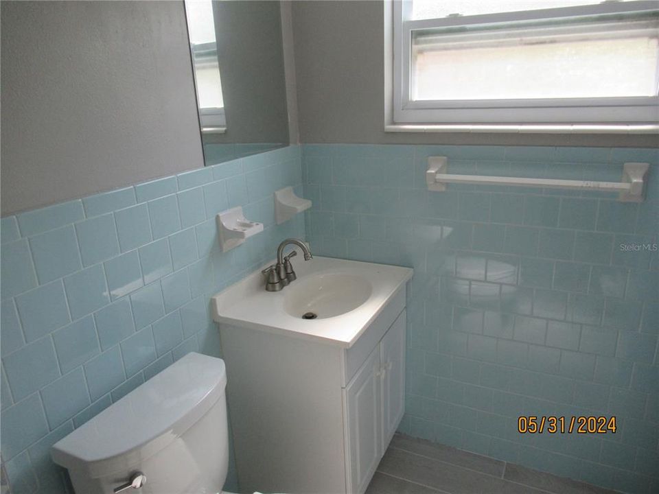 For Sale: $145,000 (2 beds, 2 baths, 862 Square Feet)