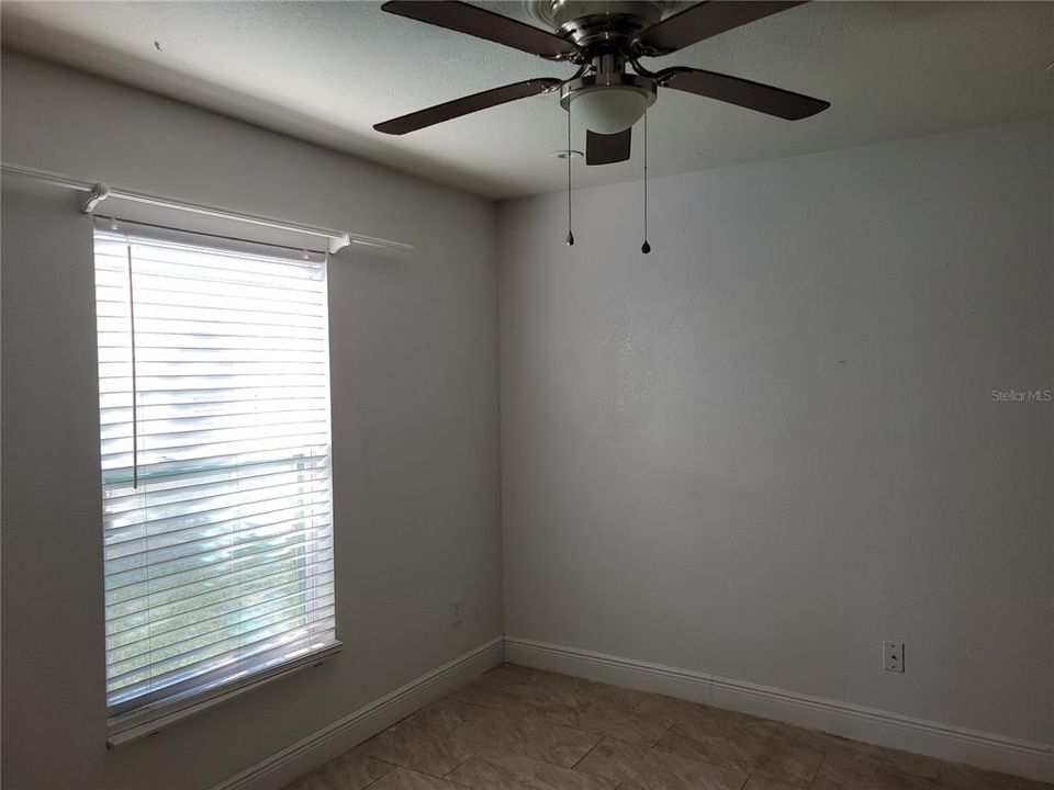 For Sale: $207,500 (3 beds, 2 baths, 1118 Square Feet)