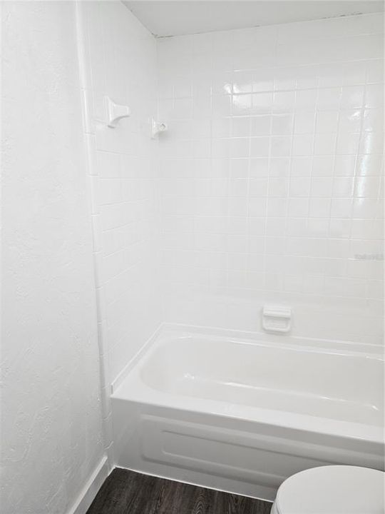 For Sale: $249,000 (2 beds, 2 baths, 1031 Square Feet)