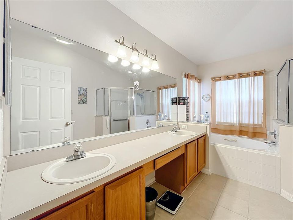 For Sale: $349,000 (3 beds, 2 baths, 2030 Square Feet)