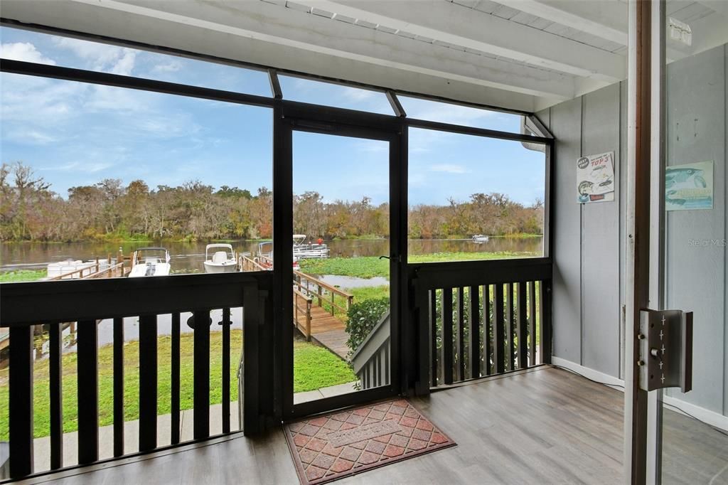 1sr Floor Screened porch