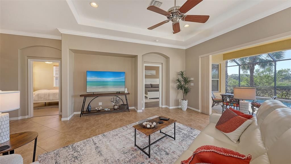 For Rent: $7,500 (3 beds, 2 baths, 1518 Square Feet)