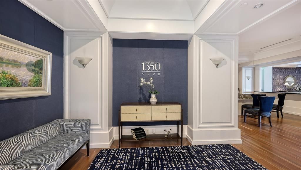 В аренду: $9,500 (2 спален, 2 ванн, 1165 Квадратных фут)