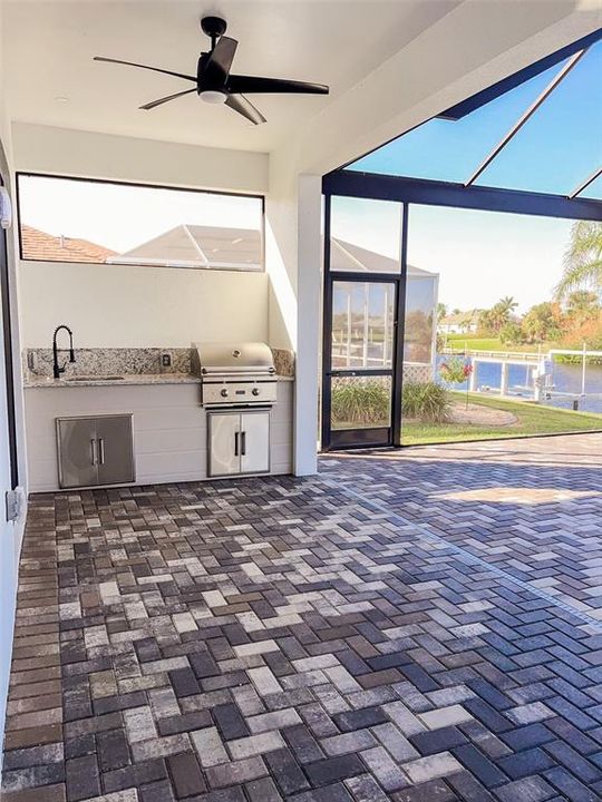 Outdoor Kitchen