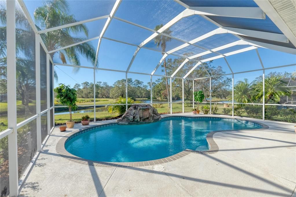 Screened in pool with a view that does not disappoint