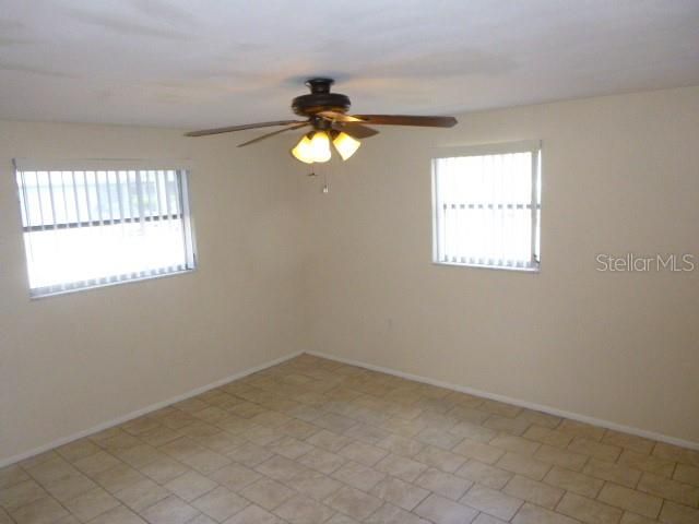 For Rent: $1,675 (2 beds, 1 baths, 907 Square Feet)