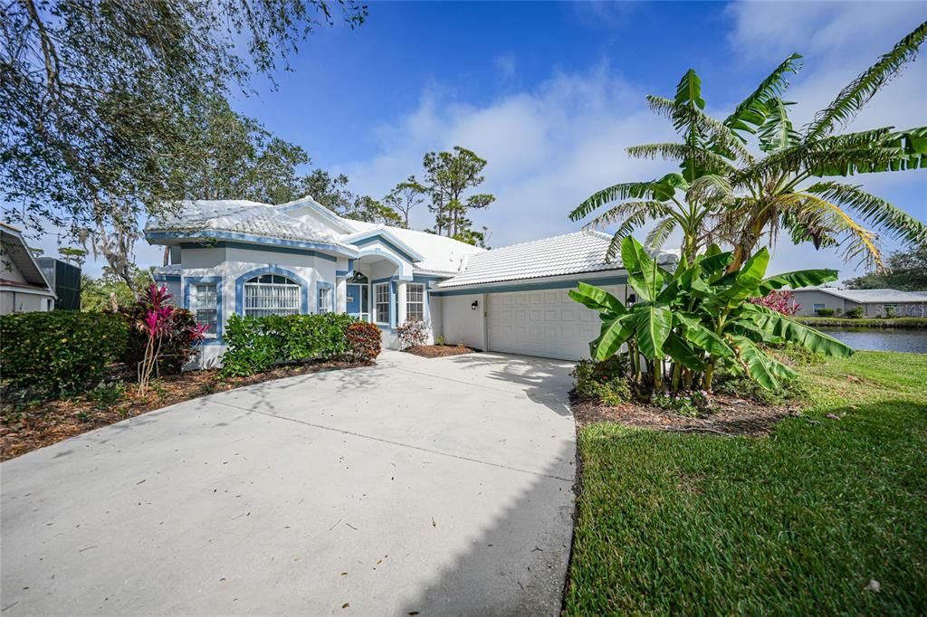 For Sale: $399,000 (3 beds, 2 baths, 1890 Square Feet)